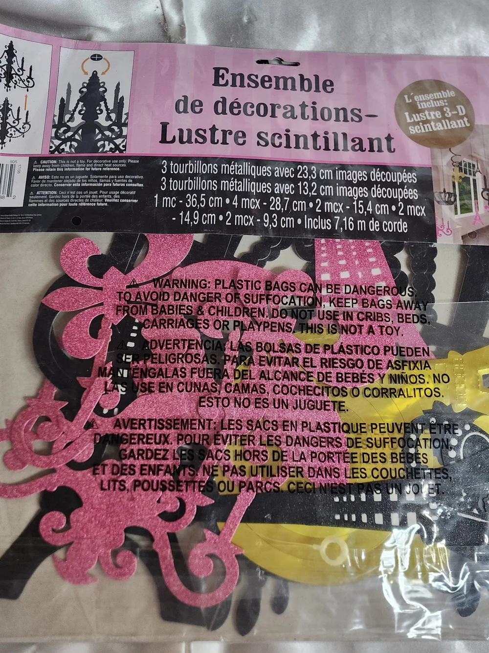 Glitter Chandelier Decorating Kit & Paris Cutouts - Pink